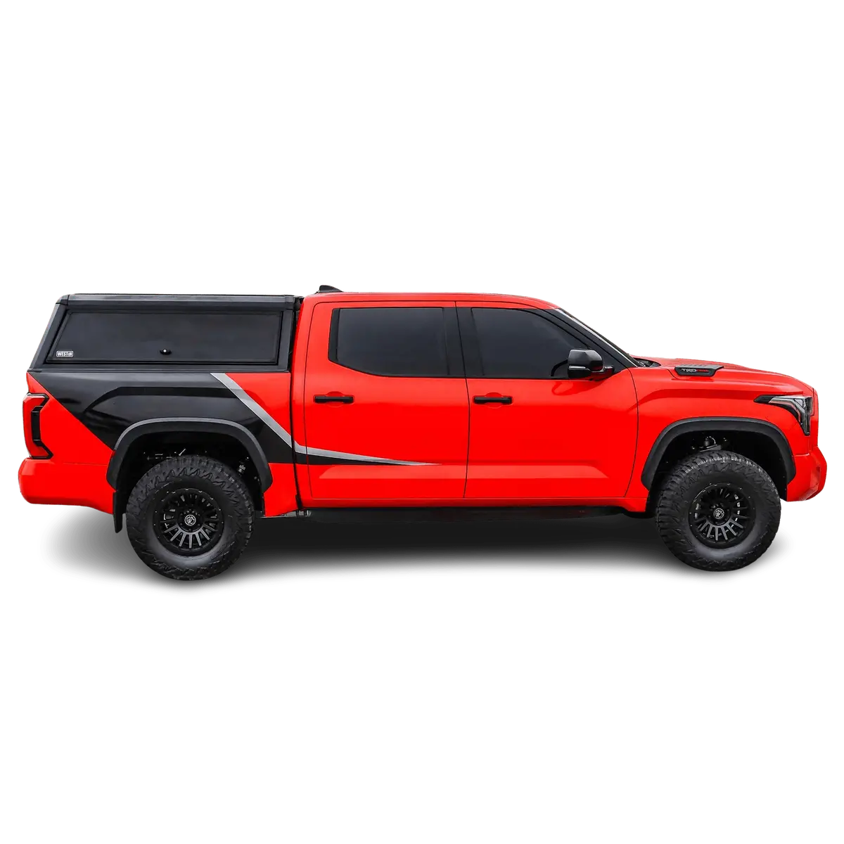 Westin Automotive Exp Aluminum Bed Cap For 2022-2026 Toyota Tundra Crewmax 5.5' Bed - Recon Recovery 1