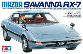 1:24 Mazda Savanna Rx-7 1