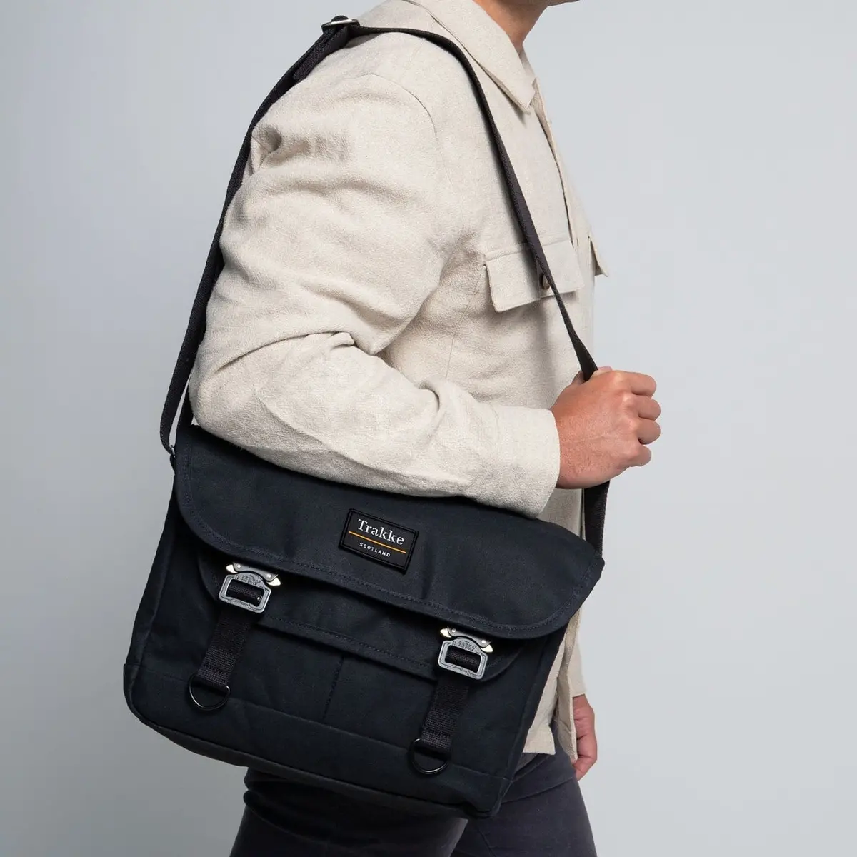 Trakke Bairn Messenger 1