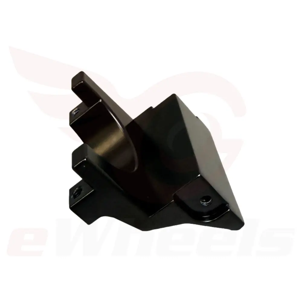 Oryx: Left Fender Mount 1