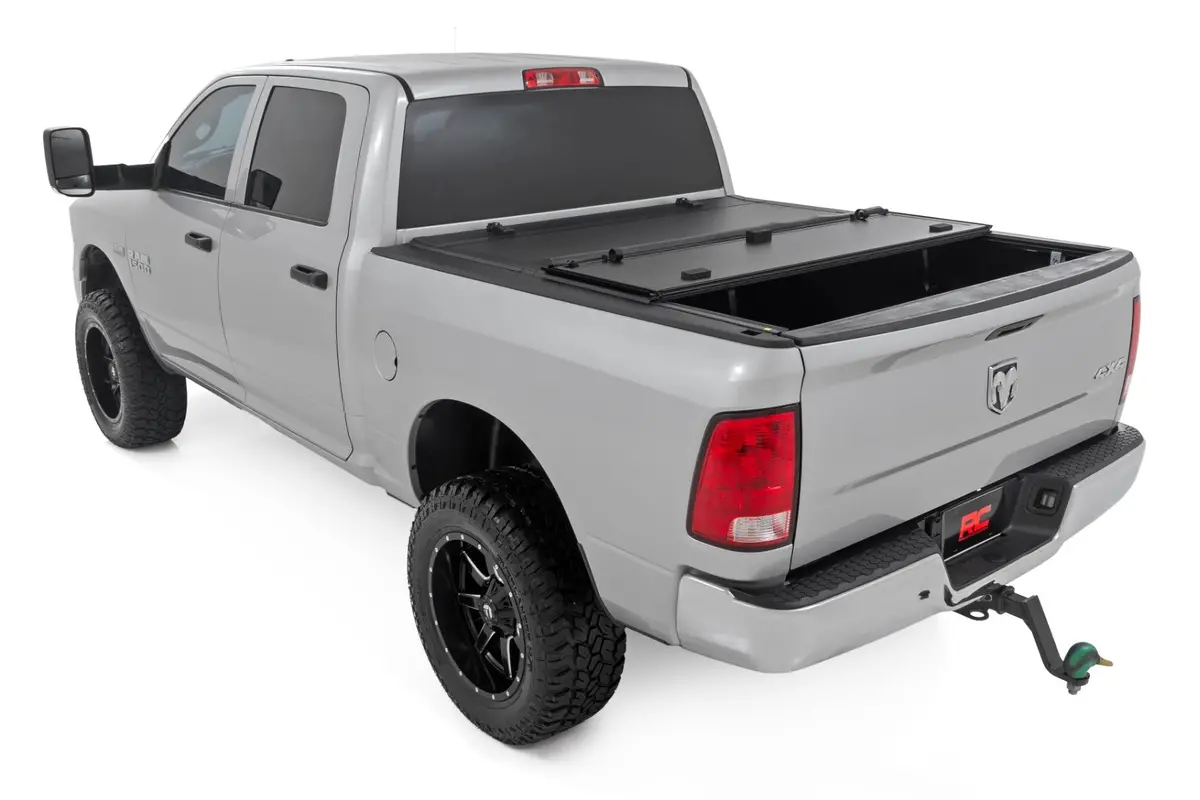 Rough Country Tri Fold Aluminum Hard Tonneau Cover For 2009-2024 Ram 1500 (5.7" Bed) 1