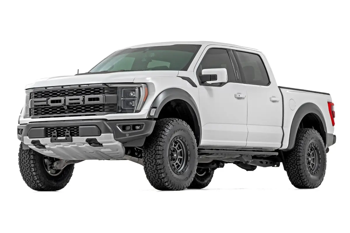Rough Country 2.5 Inch Lift Kit For 2021-2025 Ford F-150 Raptor - Recon Recovery 1