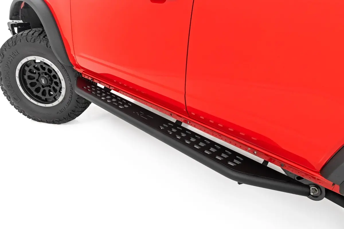 Rough Country Ov2 Running Boards For 2021-2024 Ford Bronco 4 Door (No Drill) - Recon Recovery 1