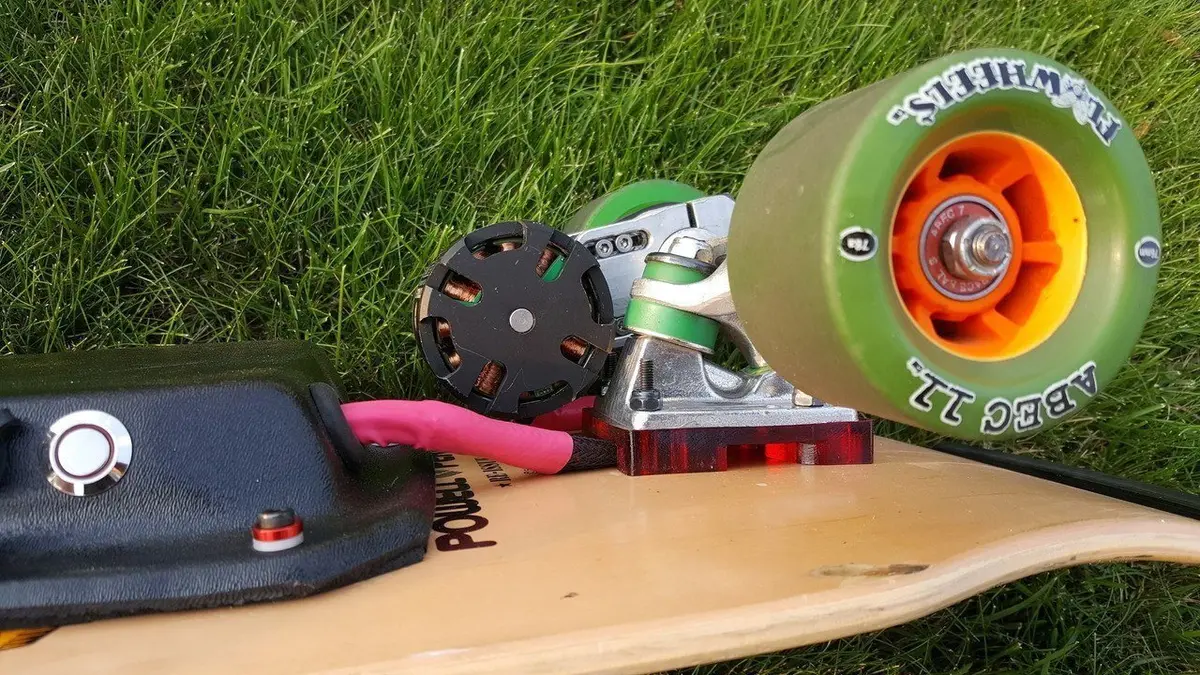 Riptide E-Skate Tunnel Risers 1