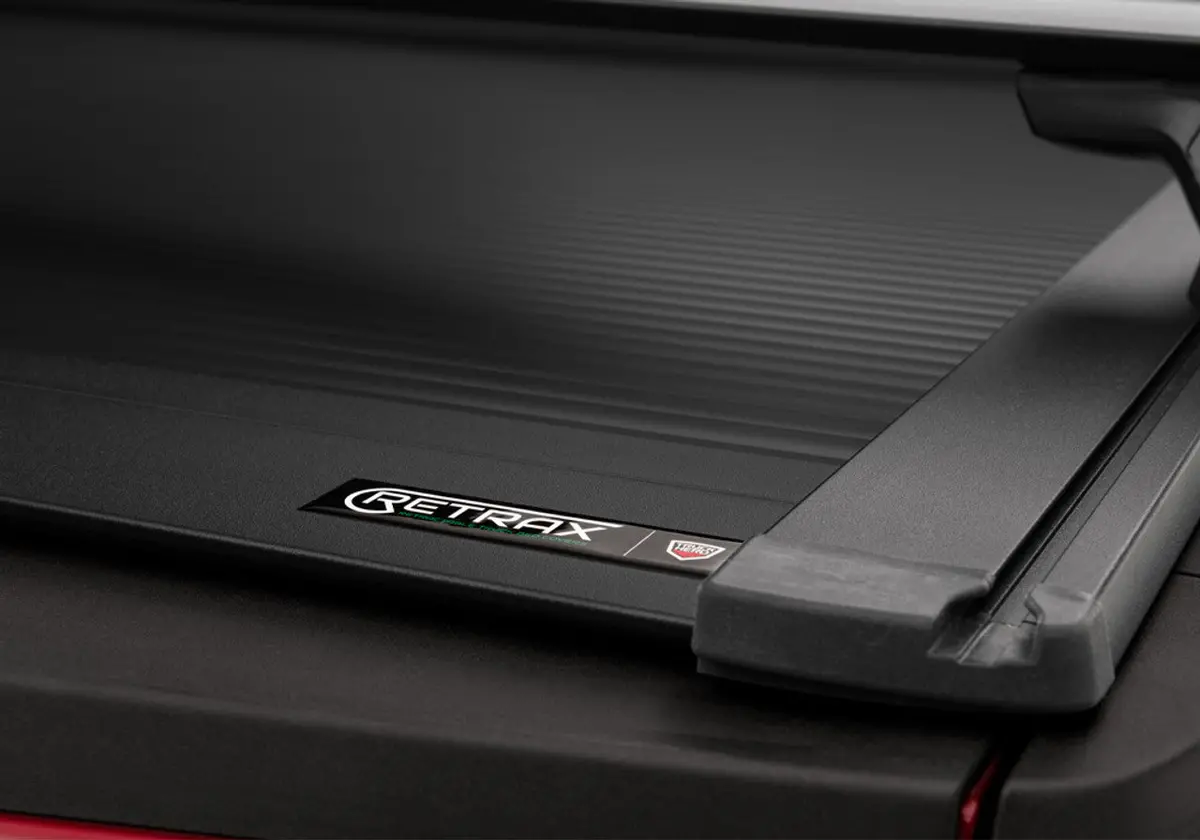 Retrax T-60322 Retraxone Xr Retractable Polycarbonate Tonneau Cover For 1999-2007 Ford F-250 F-350 (6'10" Short Bed) 2